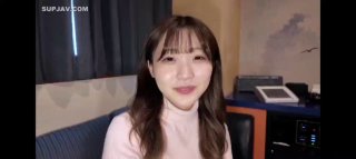 操巨乳女技师 揉着大奶掰骚穴 跪着深喉口交 后入撞击奶子晃动